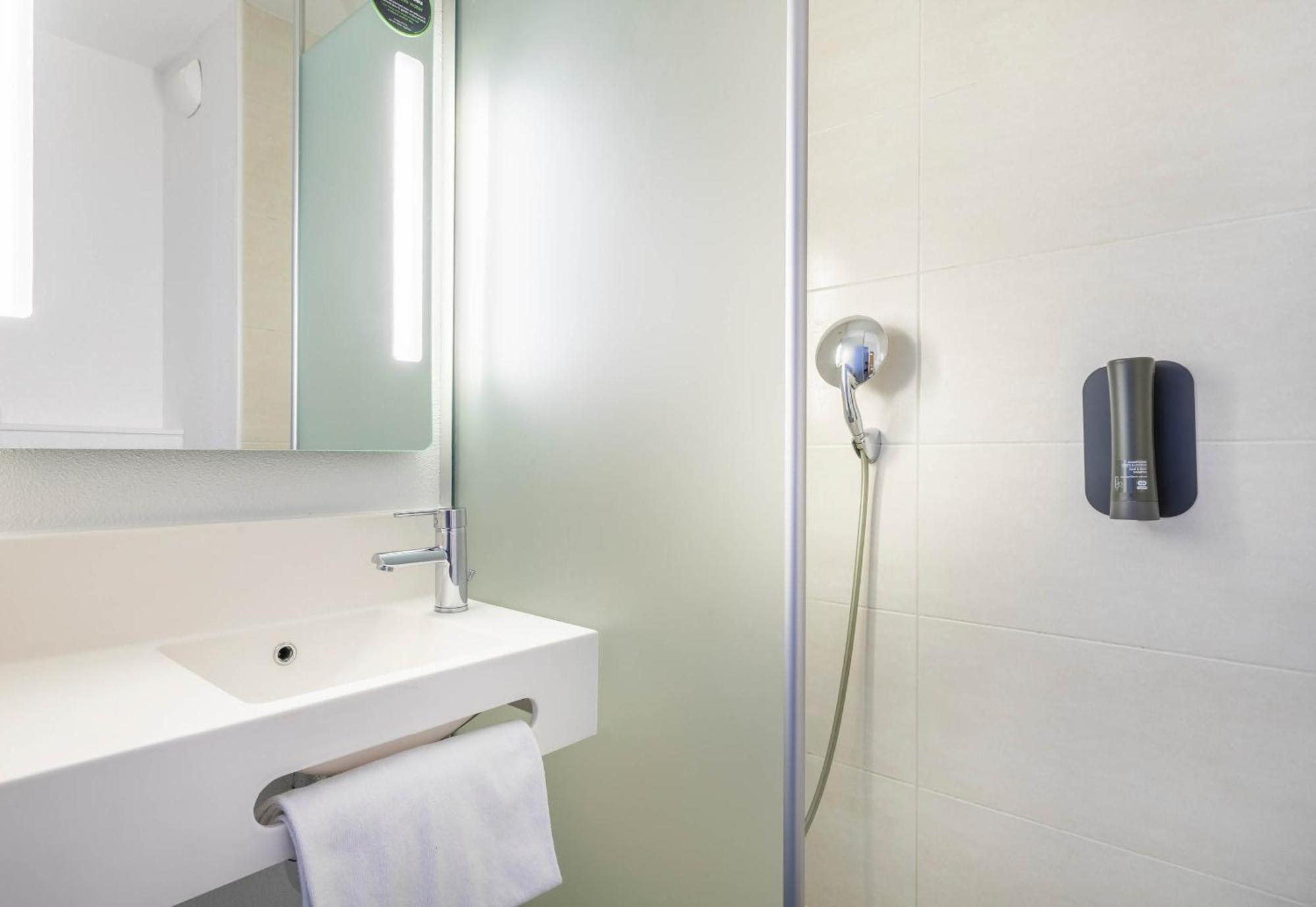 B&B Hotel Marseille Les Ports 외부 사진